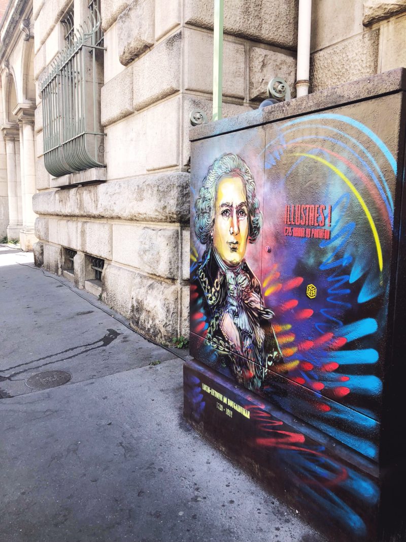 C215 autour du panthéon